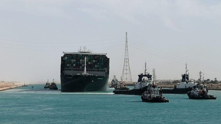 जब आठ साल के लिए SUEZ नहर (SUEZ CANAL) को बंद कर दिया गया एक सिक्स-डे वार के लिए