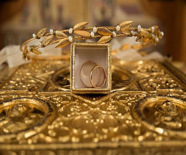 Gold Price Today सोना हुआ सस्ता, चांदी की कीमत भी आई नीचे, जानें क्या रह गए हैं रेट