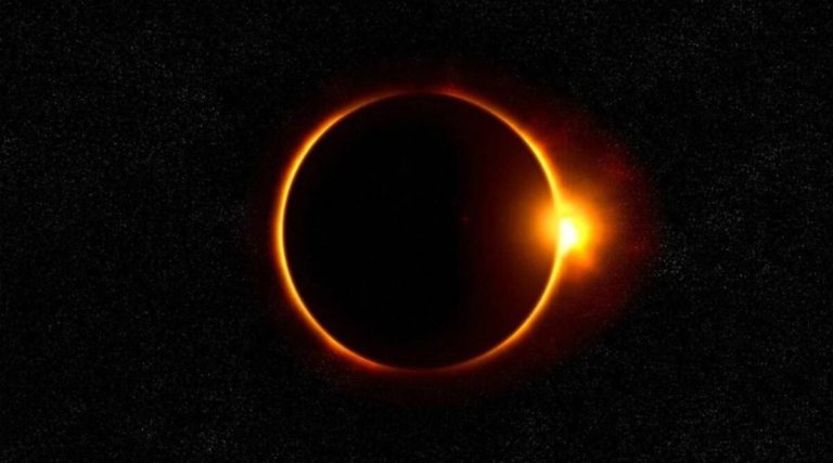 Surya Grahan 2021: कल होगा वर्ष का पहला सूर्य ग्रहण 148 वर्ष बाद बन रहा अदभुत संयोग