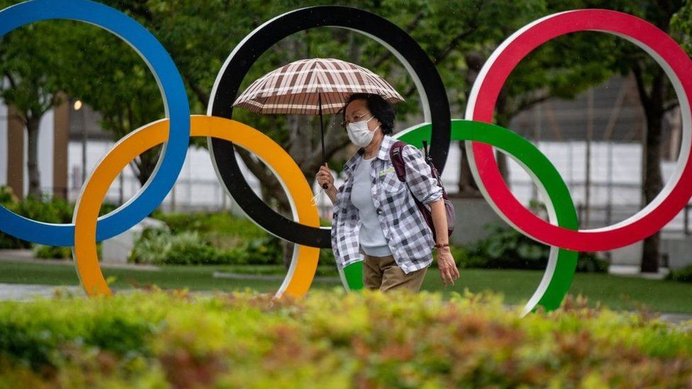 Tokyo-Olympics-Fans-largely-stopped-as-COVID-emergency-declared